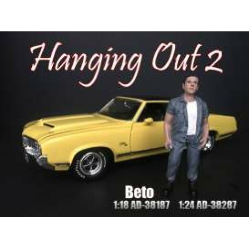 AD38187 - 1/18 HANGING OUT 2 BETO