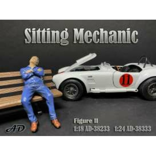 AD38233 - 1/18 SITTING MECHANIC NO.II