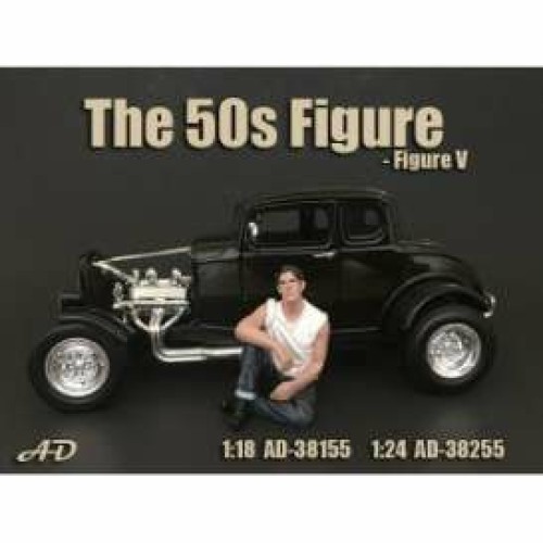 AD38255 - 1/24 50S STYLE FIGURE V