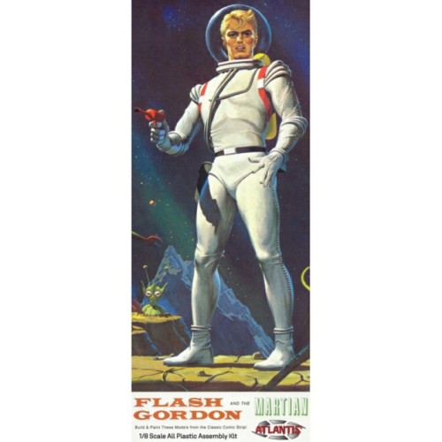 AMCH1450 - 1/8 FLASH GORDON AND THE MARTIAN (PLASTIC KIT)