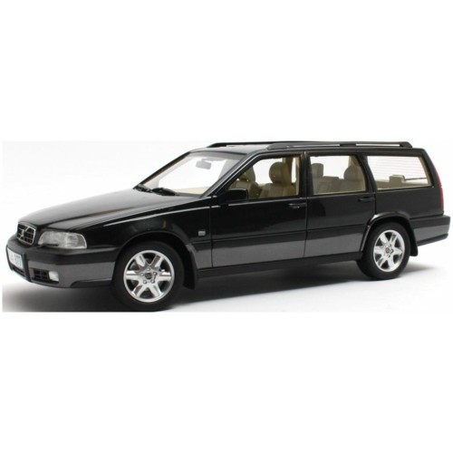 CULCML181-4 - 1/18 VOLVO V70 XC BLACK 1996-1999