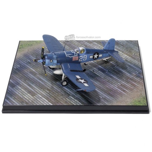 FOV812020A - 1/72 VOUGHT F4U CORSAIR USMC JOLLY ROGERS 1944