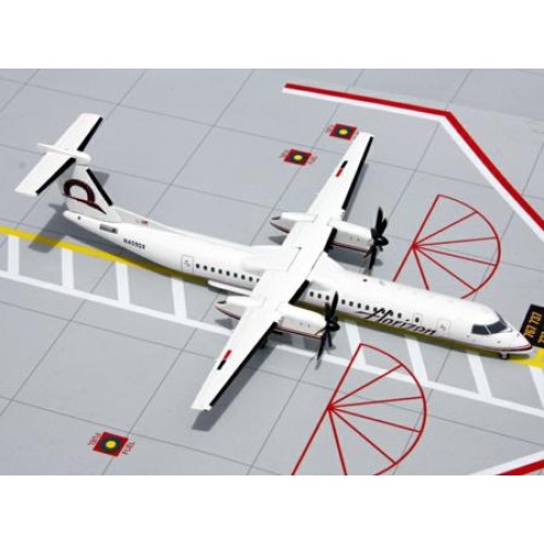 G2QXE049 - 1/200 HORIZON DASH-8-Q400 N409QX