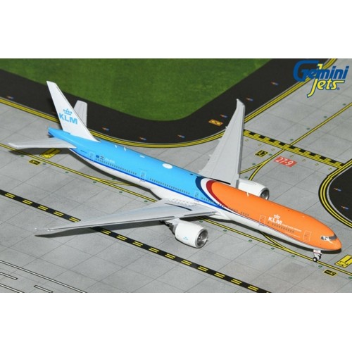 GJKLM2268 - 1/400 KLM B777-300ER PH-BVA NEW ORANGE PRIDE LIVERY