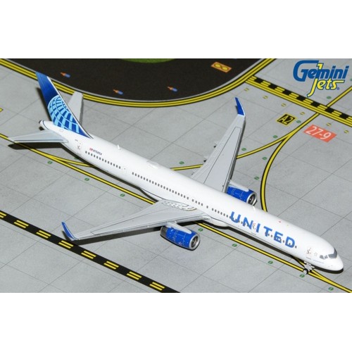 GJUAL2092 - 1/400 UNITED AIRLINES B757-300W N75854