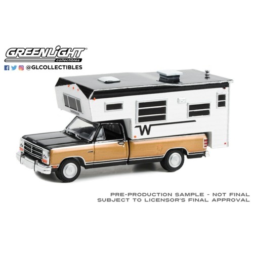 GL30410 - 1/64 1990 DODGE RAM D-250 ROYAL SE WITH WINNEBAGO SLIDE-IN CAMPER BLACK AND SAND METALLIC (HOBBY EXCLUSIVE)