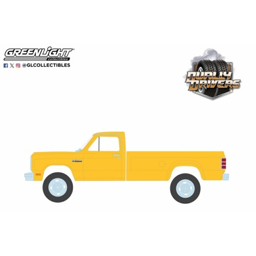 GL46150-B - 1/64 DUALLY DRIVERS SERIES 15 - 1982 DODGE RAM D350 DUALLY - CONSTRUCTION YELLOW