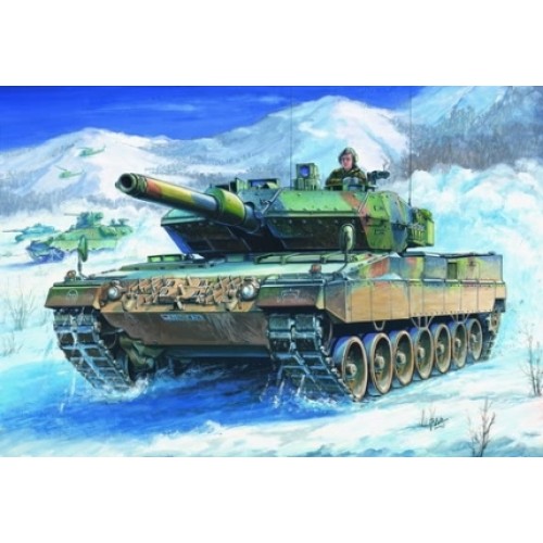 HBB82402 - 1/35 LEOPARD II A6 (PLASTIC KIT)