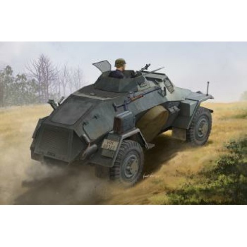 HBB83811 - 1/35 GERMAN SD.KFZ.221 LEICHTER PANZERSPAHWAGEN (1ST SERIES) (PLASTIC KIT)