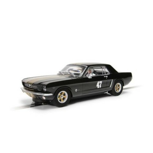 HSC4405 - 1/32 FORD MUSTANG - BLACK AND GOLD CLASSIC TOURING