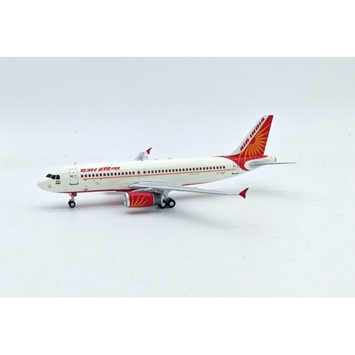 IF320AI0524 - 1/200 AIR INDIA AIRBUS A320-231 VT-ESF WITH STAND