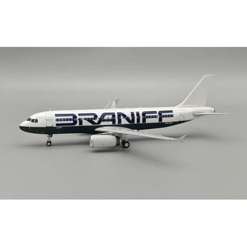 IF320BN0724A - 1/200 BRANIFF INTERNATIONAL AIRWAYS AIRBUS A320-231 N902BN WITH STAND LIMITED