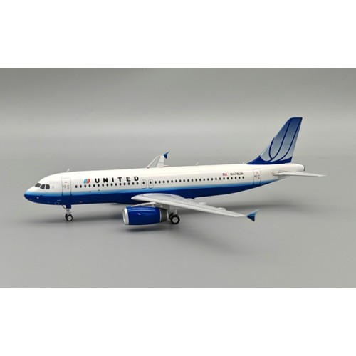 IF320UA0924 - 1/200 A320-232 UNITED AIRLINES N439UA WITH STAND 49 MODELS