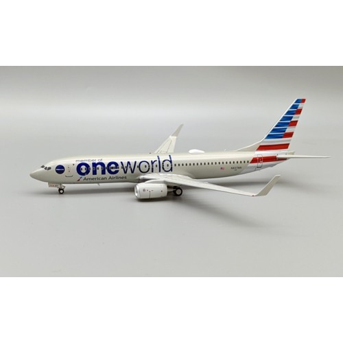 IF738AA0224 - 1/200 ONEWORLD (AMERICAN AIRLINES) BOEING 737-823 N837NN WITH STAND