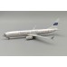 IF739CO0224 - 1/200 CONTINENTAL AIRLINES (UNITED AIRLINES) BOEING 737-924/ER N75435 WITH STAND