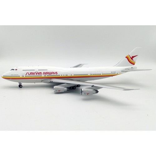 IF743PY0622 - 1/200 SURINAM AIRWAYS BOEING 747-300 PZ-TCM WITH STAND