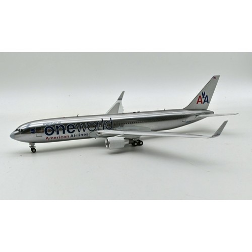 IF763AA0323P - 1/200 AMERICAN AIRLINES 767-300 ONE WORLD N395AN WITH STAND