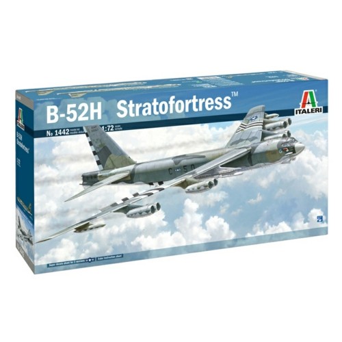 IT1442 - 1/72 B-52H BOEING STRATOFORTRESS (PLASTIC KIT)