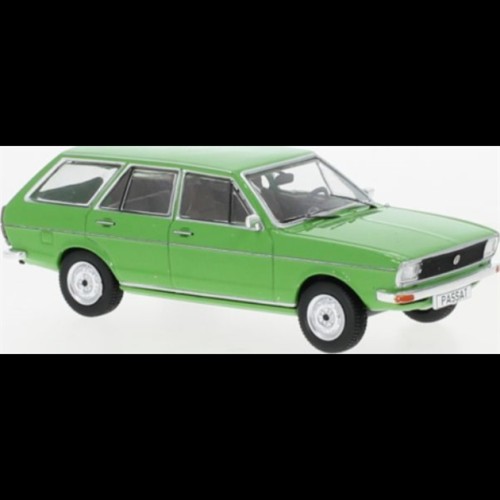 IXCLC448 - 1/43 VW PASSAT VARIANT LS,GREEN 1975