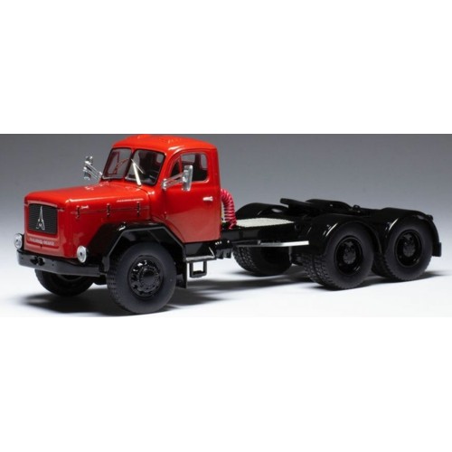 IXTR120 - 1/43 MAGIRUS JUPITER 6X6 RED