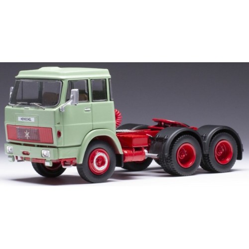 IXTR151 - 1/43 HENSCHEL HS 19 TS GREEN 1966