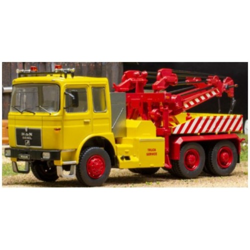 IXTRU043A - 1/43 MAN F 8 26.281 YELLOW RECOVERY VEHICLE