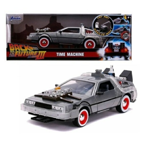 JAD32166 - 1/24 BACK TO THE FUTURE III TIME MACHINE DELOREAN WITH WORKING LIGHTS