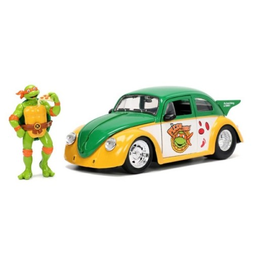 JAD33741 - 1/24 TEENAGE MUTANT NINJA TURTLES 1959 VW DRAG BEETLE WITH MICHELANGELO