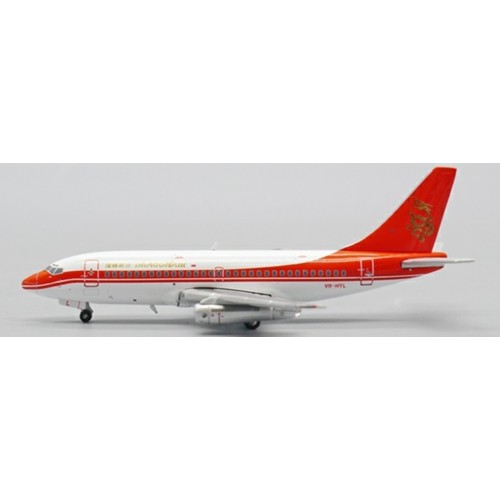 JCEW4732002 - 1/400 DRAGONAIR BOEING 737-200 REG: VR-HYL WITH ANTENNA