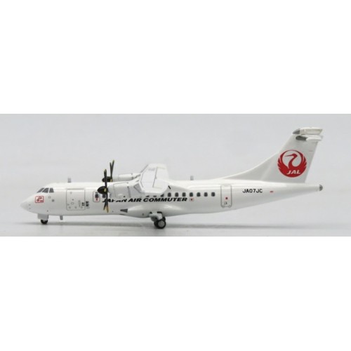 JCEW4AT4003 - 1/400 JAPAN AIR COMMUTER ATR42-600 REG: JA07JC WITH ANTENNA