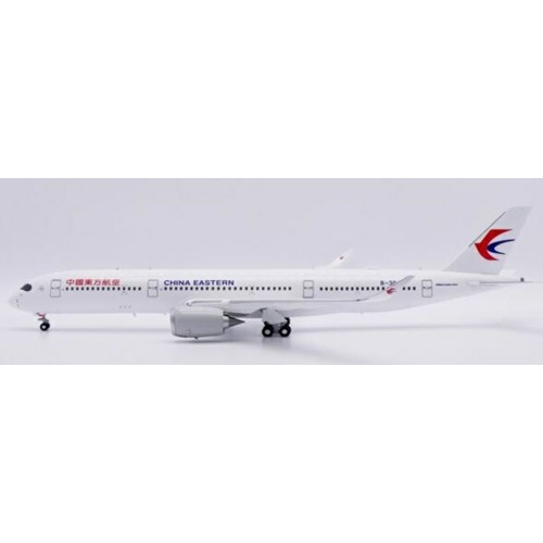 JCLH2477 - 1/200 CHINA EASTERN AIRLINES AIRBUS A350-900XWB REG: B-304D WITH STAND