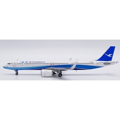 JCLH4337 - 1/400 XIAMEN AIRLINES AIRBUS A321NEO REG: B-32E5 WITH ANTENNA