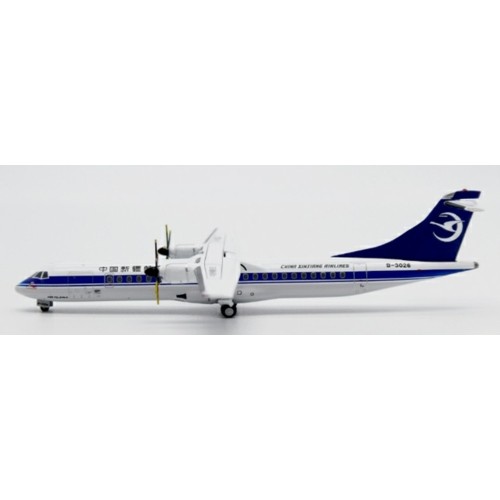 JCLH4352 - 1/400 CHINA XINJIANG AIRLINES ATR72-500 REG: B-3026