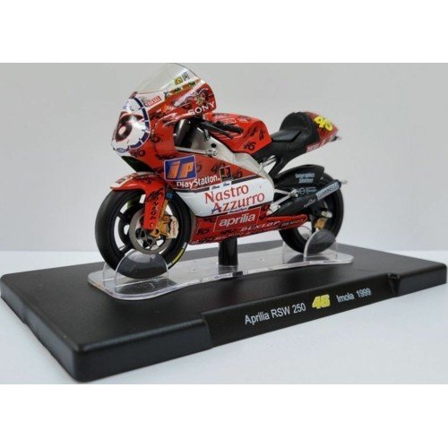 MAGNR026 - 1/18 APRILIA RSW 250 1999 ROSSI