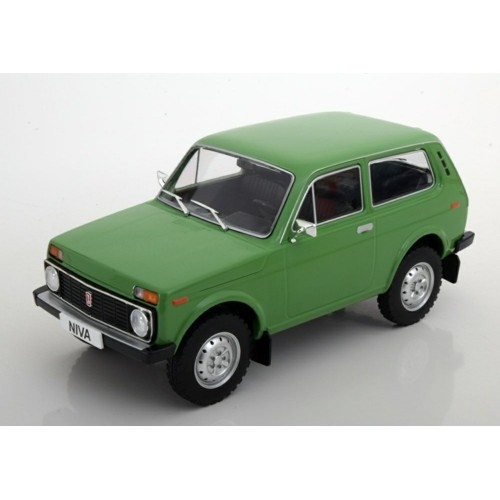 MCG18111 - 1/18 LADA NIVA, 1976, GREEN