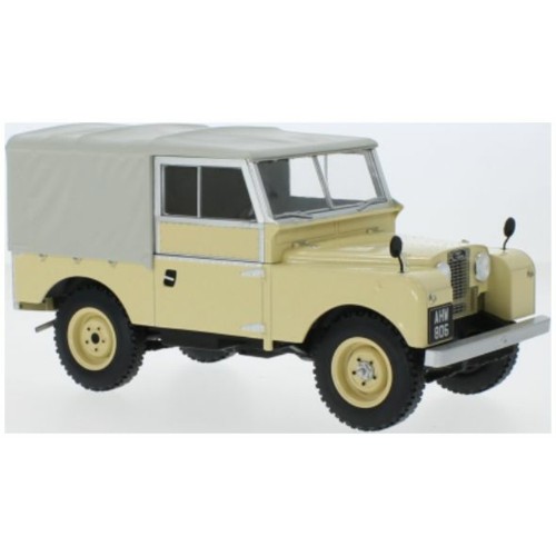 MCG18368 - 1/18 LAND ROVER SERIES I BEIGE 1957