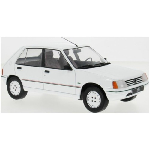 MCG18493 - 1/18 PEUGEOT 205 1984 WHITE