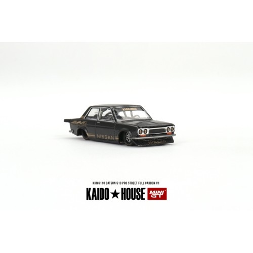 MGTKHMG110 - 1/64 DATSUN 510 PRO STREET FULL CARBON V1