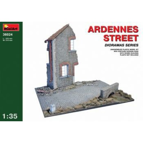 MIN36024 - 1/35 ARDENNES STREET (PLASTIC KIT)