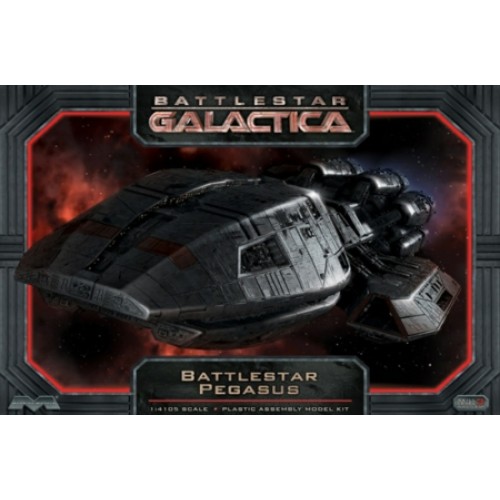 MMK931 - 1/4105 BATTLESTAR GALACTICA PEGASUS (PLASTIC KIT)