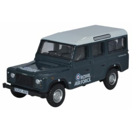 OX76DEF013 - 1/76 LAND ROVER DEFENDER STATION WAGON RAF