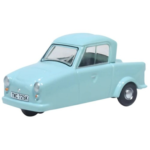 OX76INV002 - 1/76 AC INVACAR PALE BLUE HUBNUT