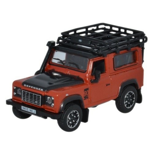 OX76LRDF008AD - 1/76 LAND ROVER DEFENDER 90 ST.WAGON PHOENIX ORANGE (ADVENTURE)