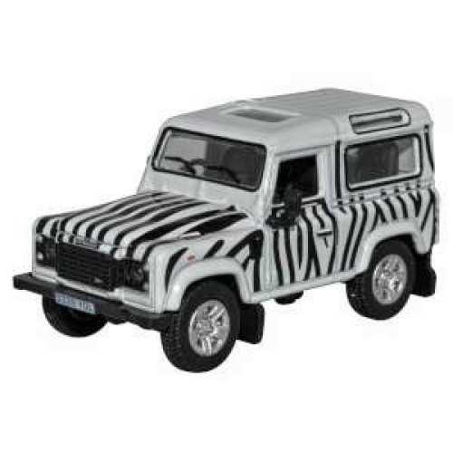 OX76LRDF013 - 1/76 SAFARI LAND ROVER DEFENDER 90