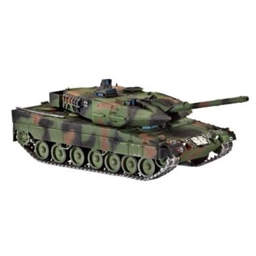 R03180 - 1/35 LEOPARD 2A6M (PLASTIC KIT)