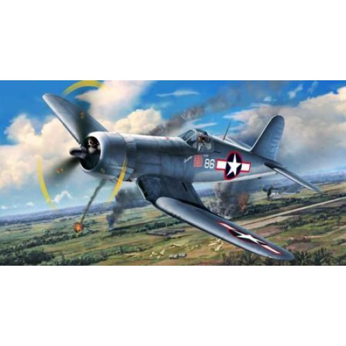 R03983 - 1/72 F4U-1D CORSAIR (PLASTIC KIT)