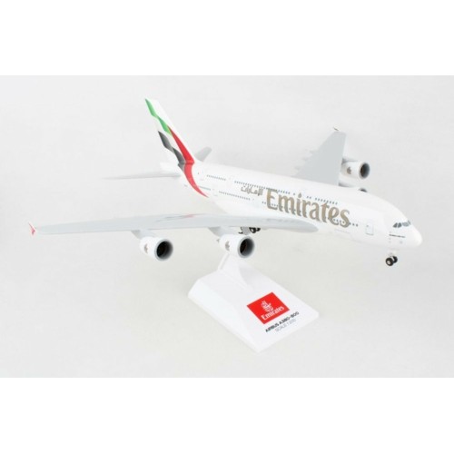 SKR1135 - 1/200 EMIRATES A380 NEW LIVERY WITH GEAR (PLASTIC MODEL)