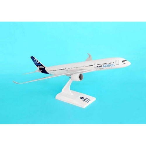 SKR650 - 1/200 AIRBUS A350-900 HOUSE COLOURS (PLASTIC MODEL)