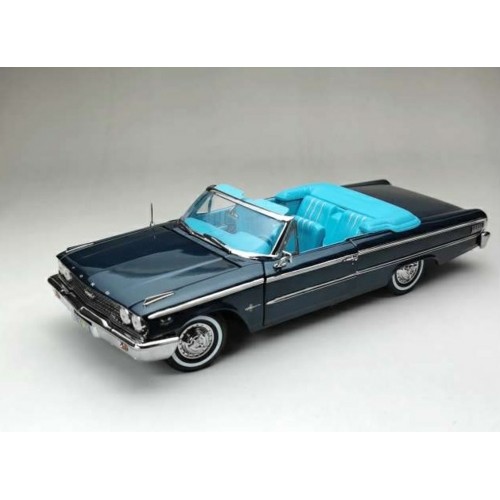 SUNH1456 - 1/18 FORD GALAXIE 500/XL OPEN CONVERTIBLE OXFORD BLUE 1963