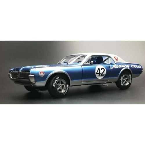 SUNH1584 - 1/18 MERCURY COUGAR RACING NO.42 NORTHWOODS SHELBY CLUB 2011